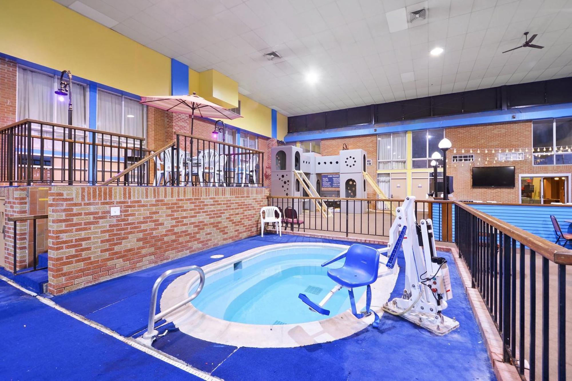 Oyo Hotel Goodland Ks Hwy 24 Екстериор снимка